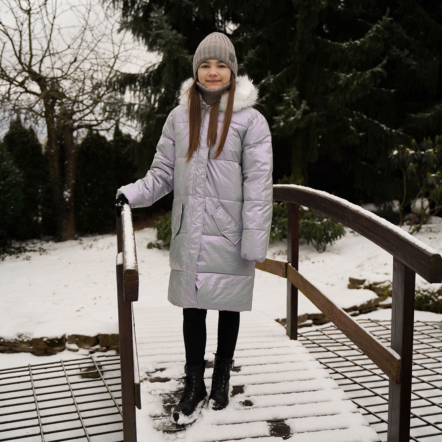 Komplet zimní dívčí: čepice a tunel černý Sula