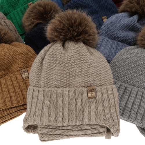 Komplet zimní chlapecký: čepice a tunel béžový s bambulí Kayen