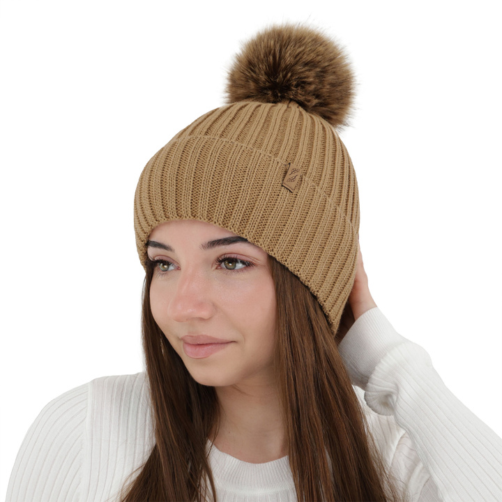 Dámská zimní čepice, camel, s merino vlnou, Zamira