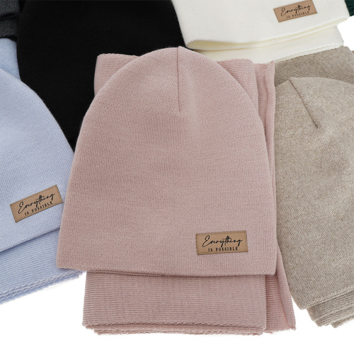 Komplet podzimní/jarní dámský: čepice a šála krémový Zula