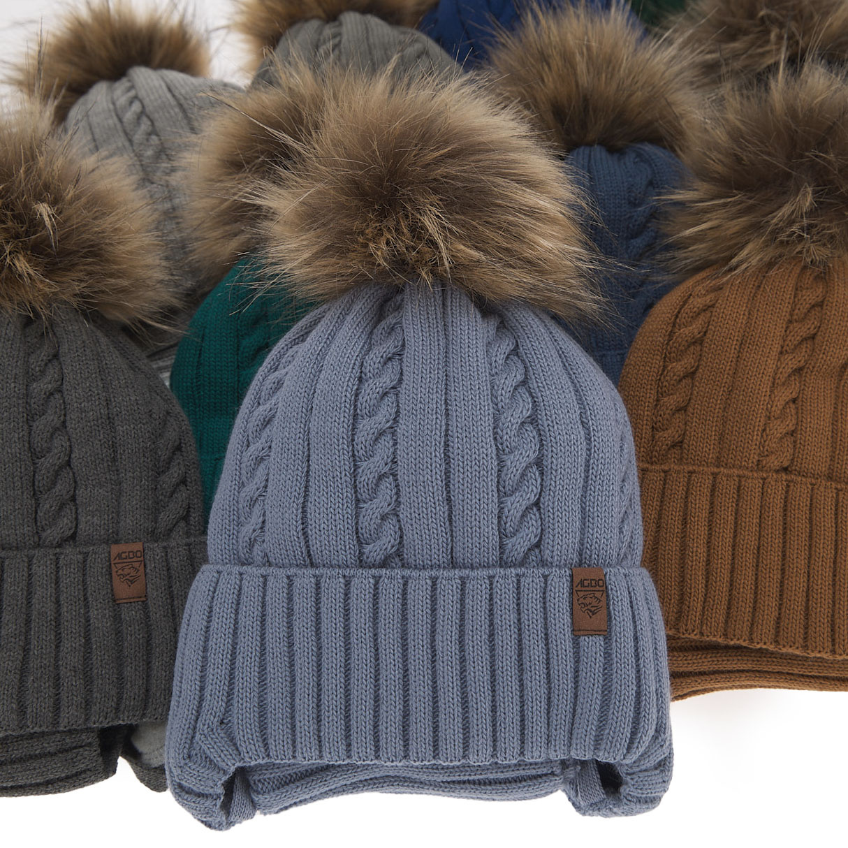 Kompletná zimná detská sada: čiapka a šál zelený s bambuľou Peter