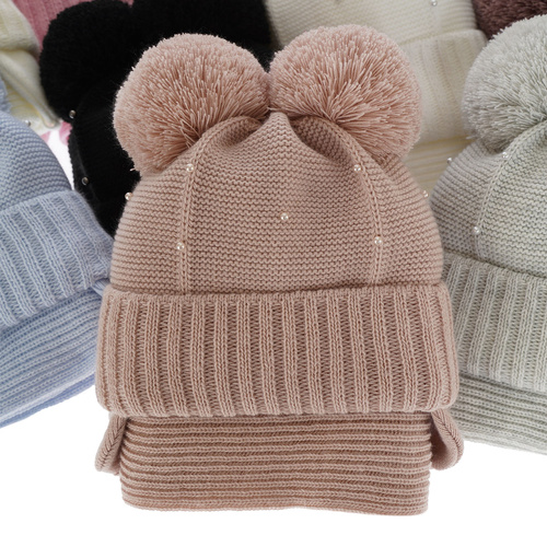 Komplet zimní dívčí: čepice a šála růžový se dvěma bambulemi Fibien