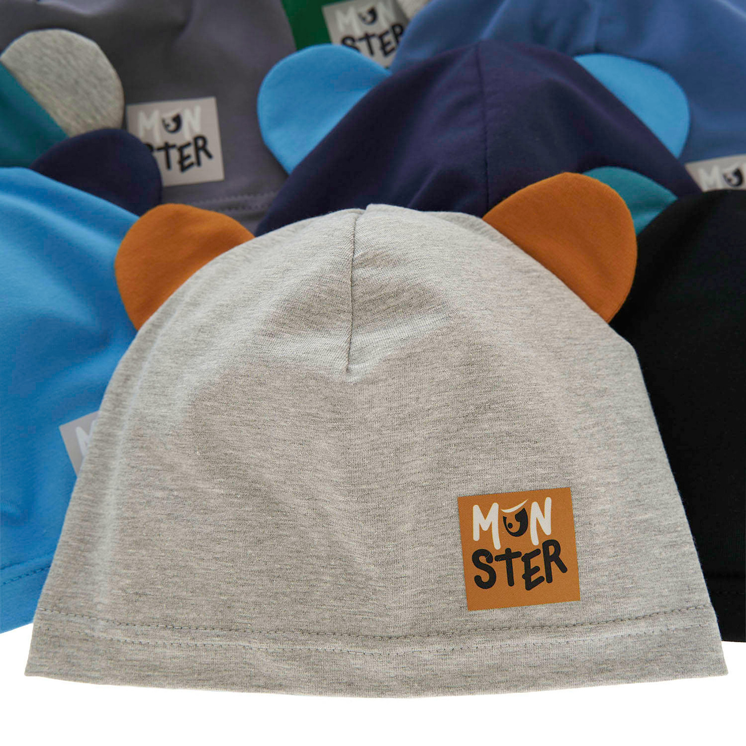 Chlapecká podzimní/jarní čepice černá Jugo