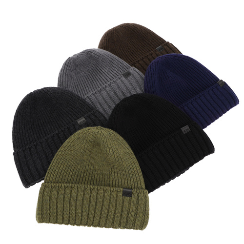 Pánská zimní čepice zelená 100% extrafine merino vlněná bezešvá Bruner