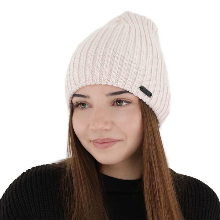 Dámská zimní čepice, jasnoróžová, s merino vlnou, Soletta