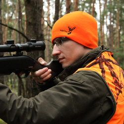 Oranžový
