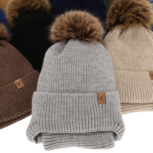 Kompletná zimná detská sada: čiapka a šál šedý s bambuľou Zico