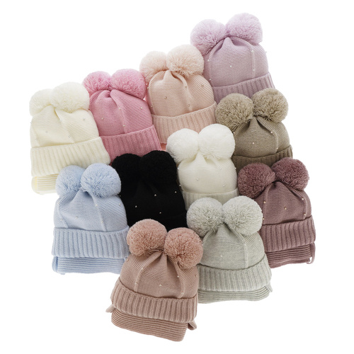 Komplet zimní dívčí: čepice a šála růžový se dvěma bambulemi Fibien