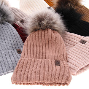 Dámska zimná čiapka z merino vlny v farbe camel Texa