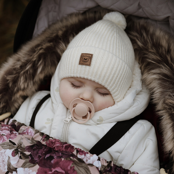 Chlapecká zimná čiapka krémová 100% extra jemná merino vlnená s podšívkou z vlnené Tofik
