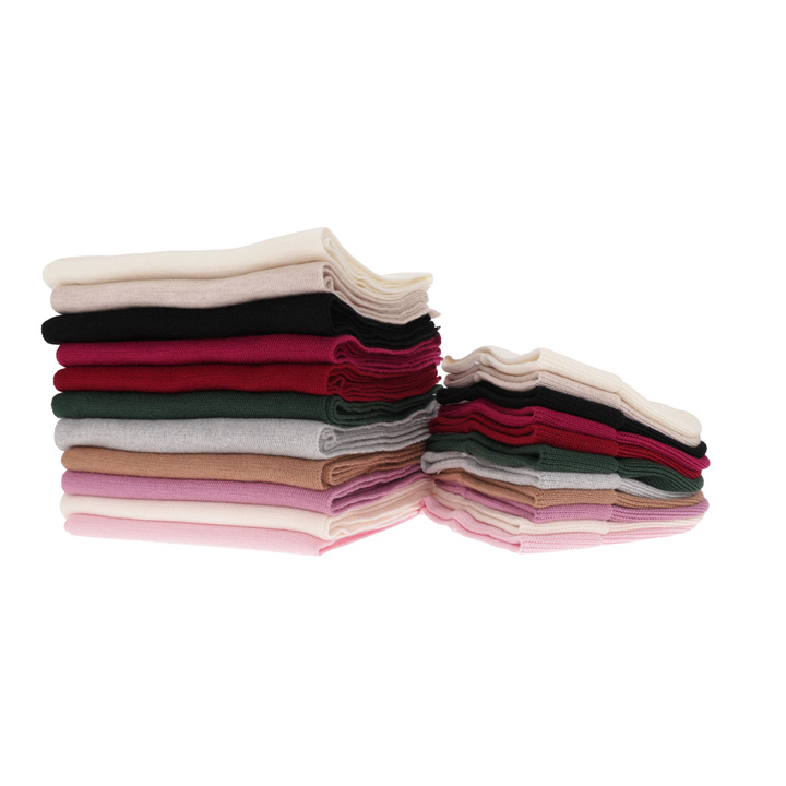 Dámský jarní/zimní set: čepice a šála różowy 100% extra fine merino vlna Melpomena