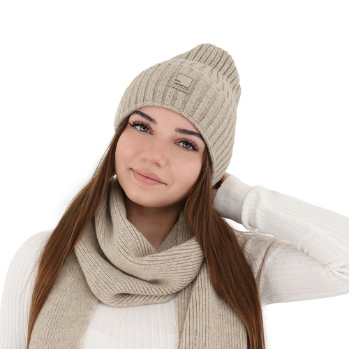 Dámská zimní čepice, hnědá, s merino vlnou, Benedetta