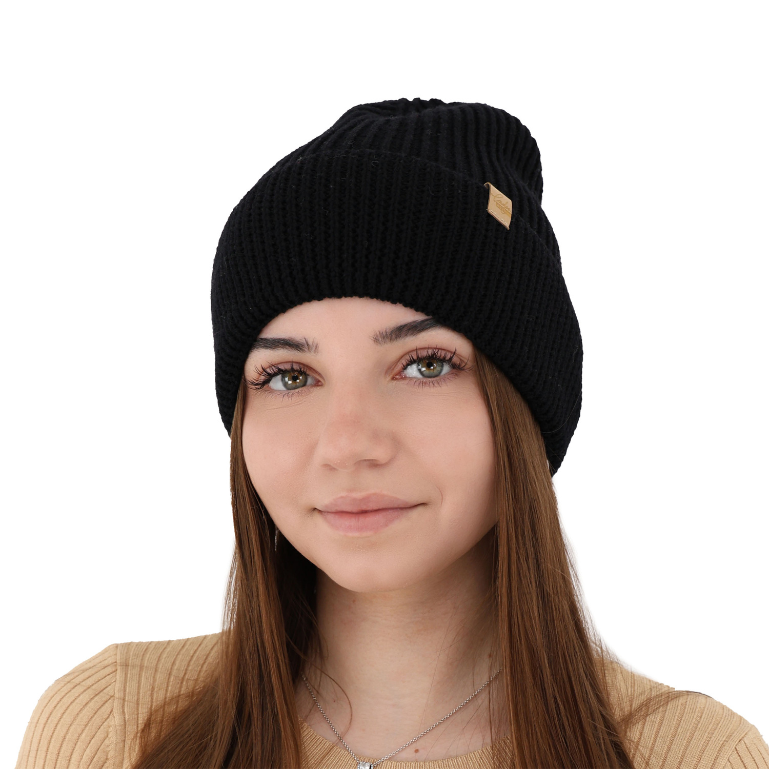 Dámská zimní čepice černá 100% extra fine merino vlněná Isla