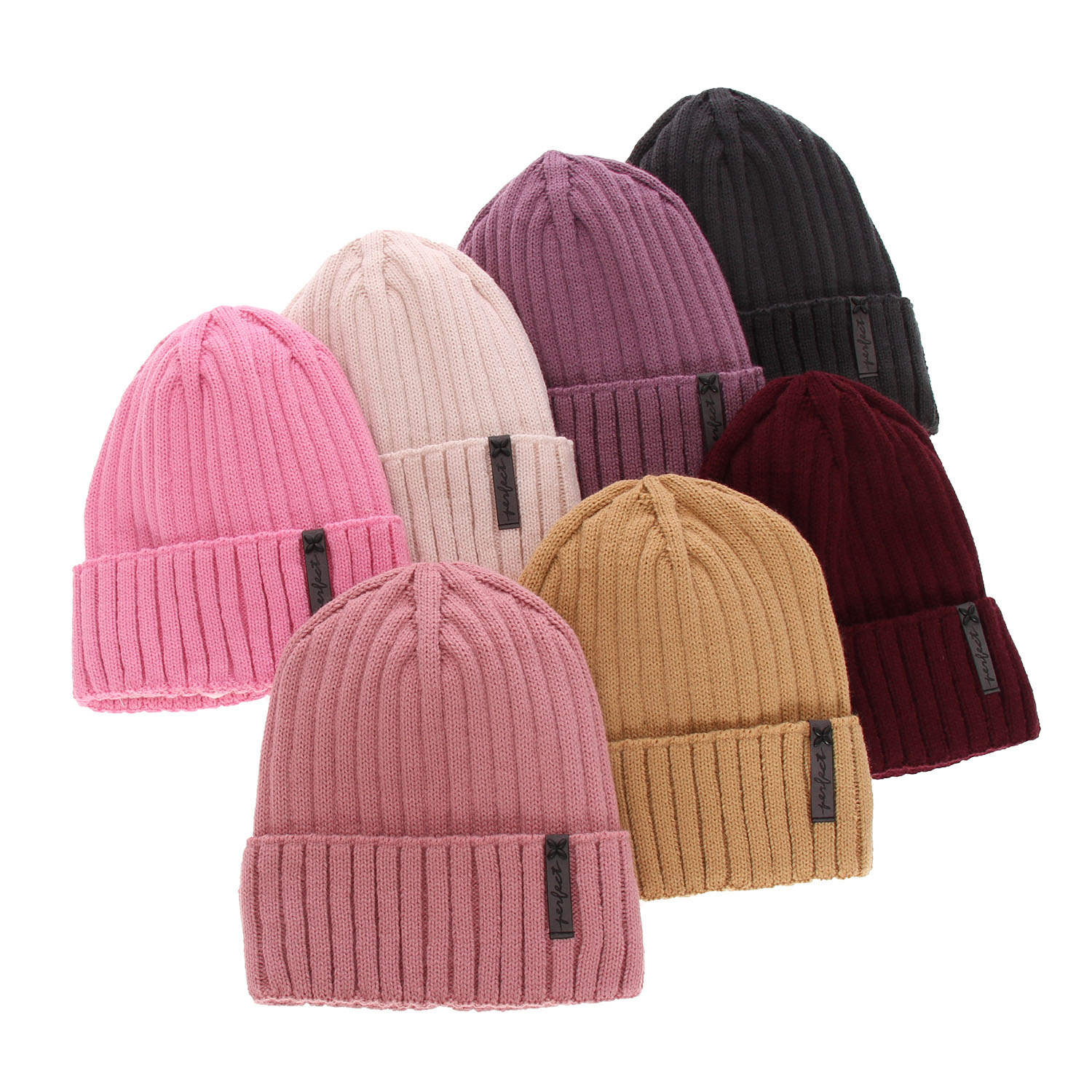 Čepice zimní dámská černá Parisa