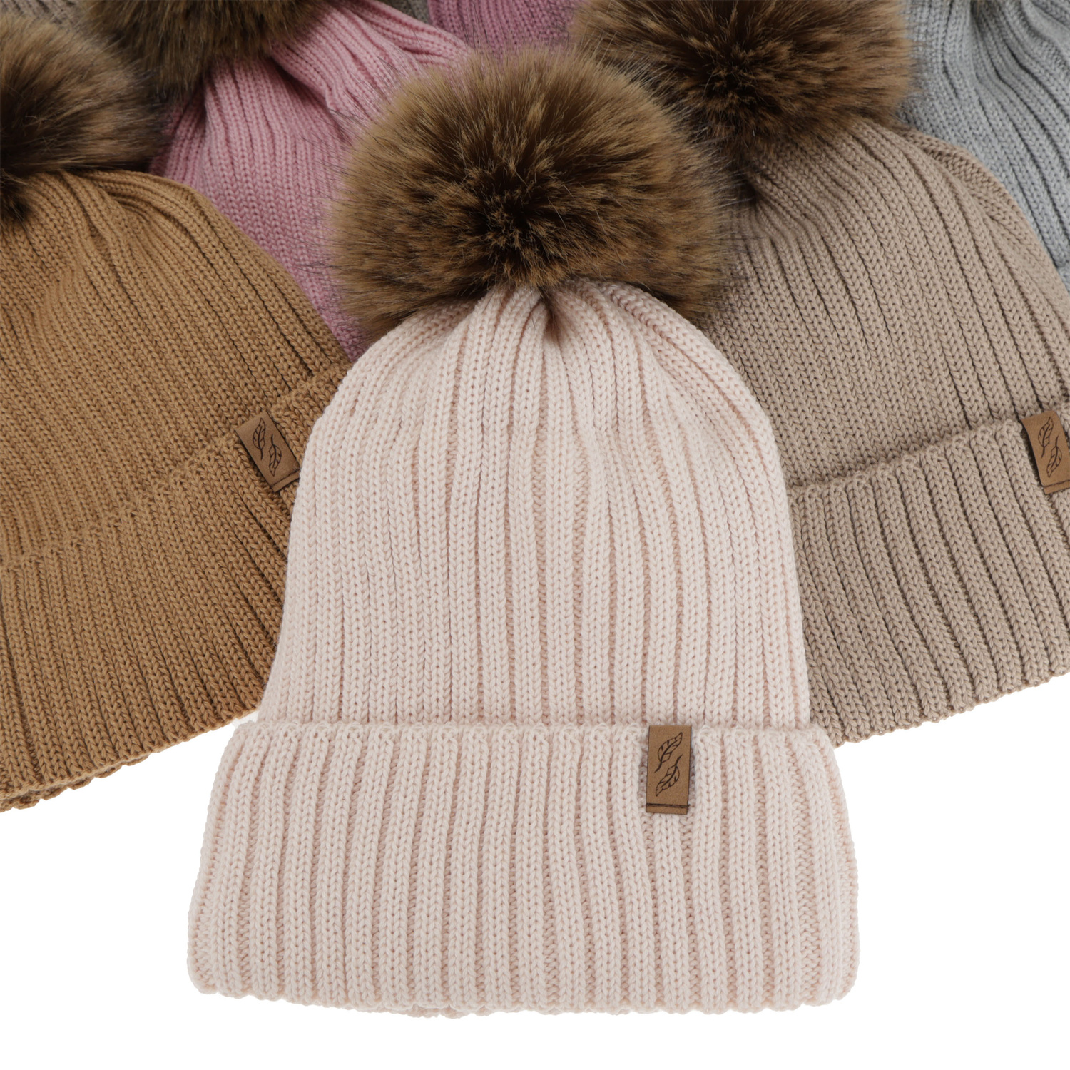 Dámská zimní čepice, camel, s merino vlnou, Zamira