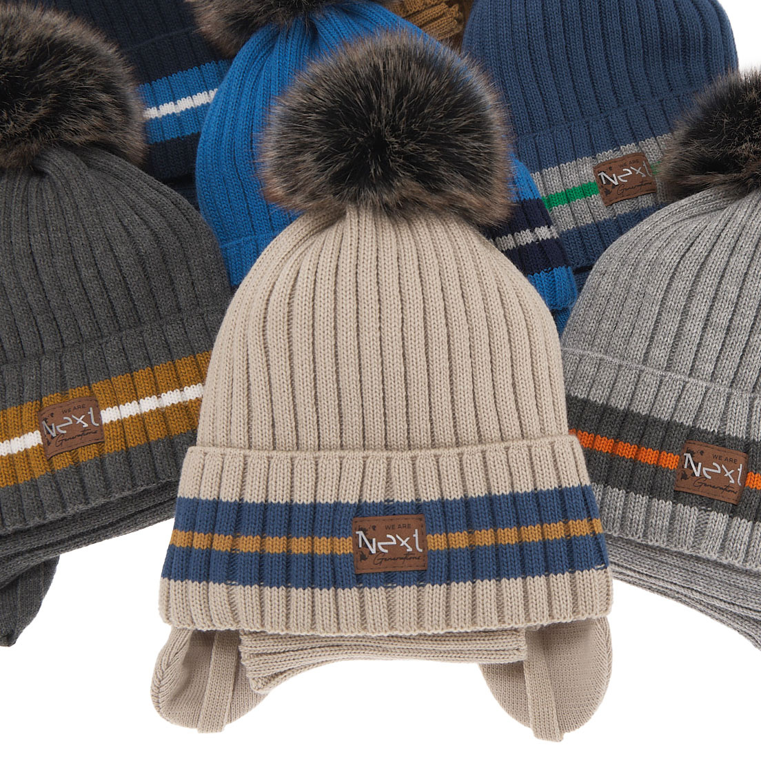 Komplet zimný chlapčenský: čiapka a tunel modrý s bambuľou Echo