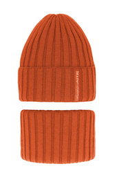 Oranžový